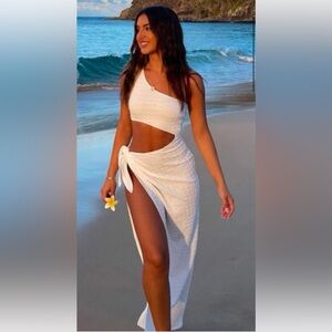 WhiteFox One-Shoulder Cutout Dress